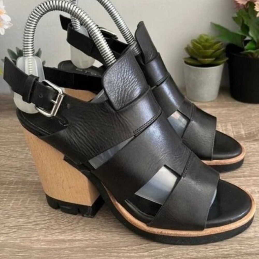 Strategia Black Leather Block Heel Sandals Size 36